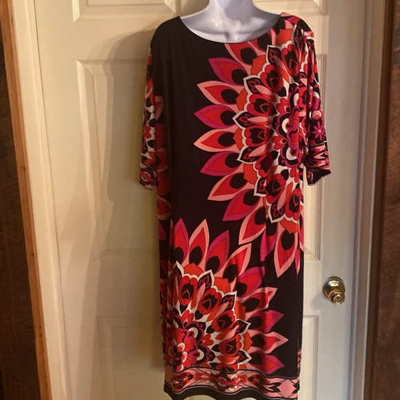 Women’s 22W dress - Picture 2 of 3